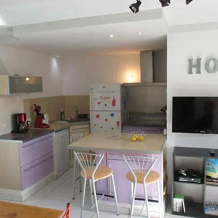 Holiday home La Tonnelle